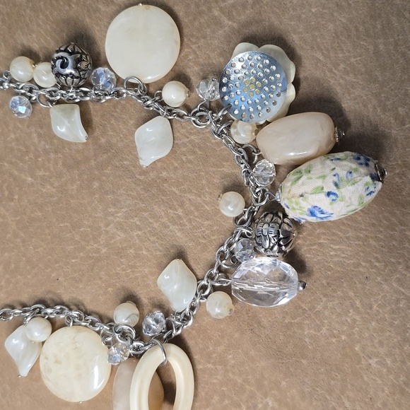 Vintage BOHO Necklace - Picture 7 of 8